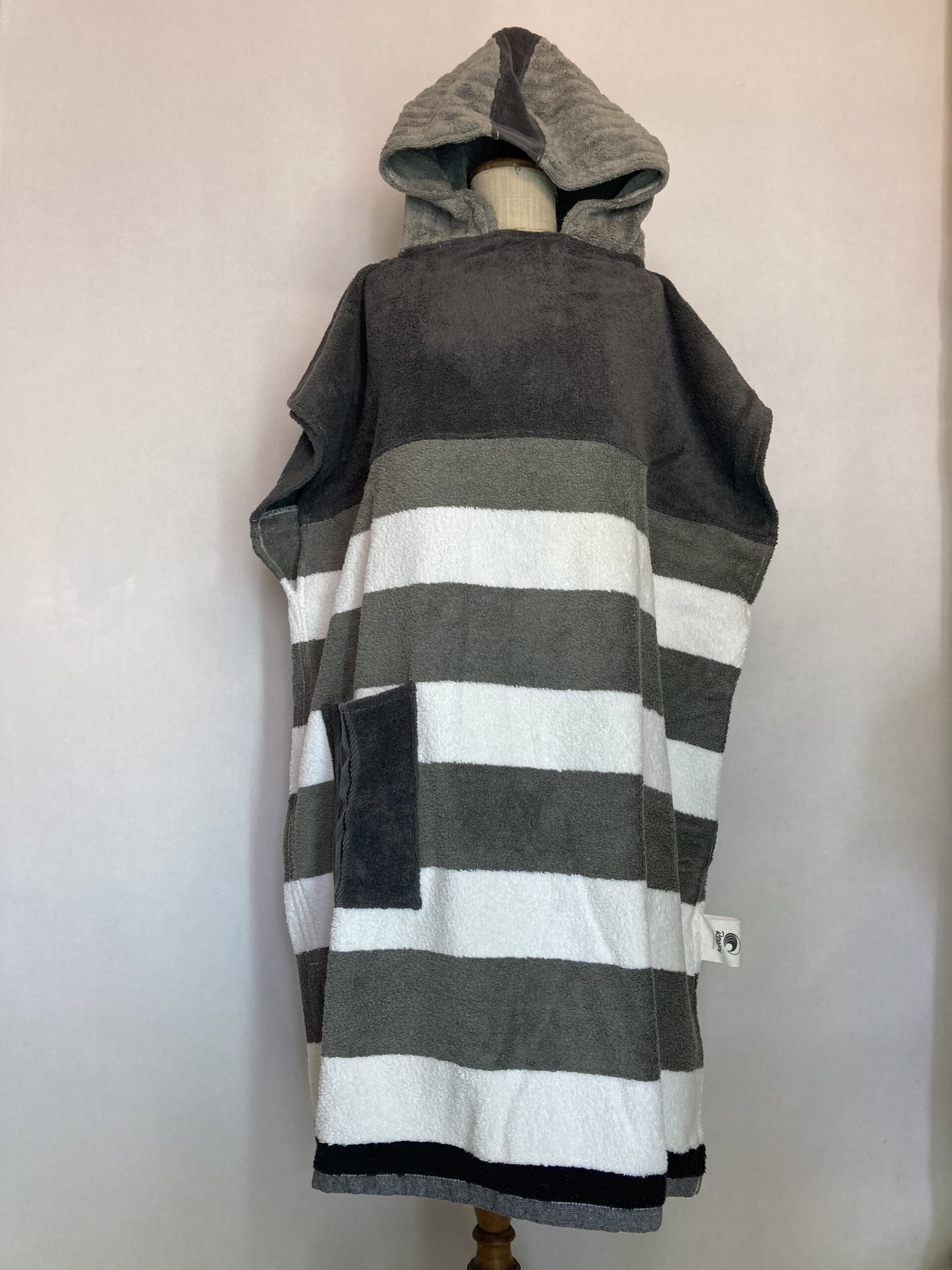 Poncho Jailbird